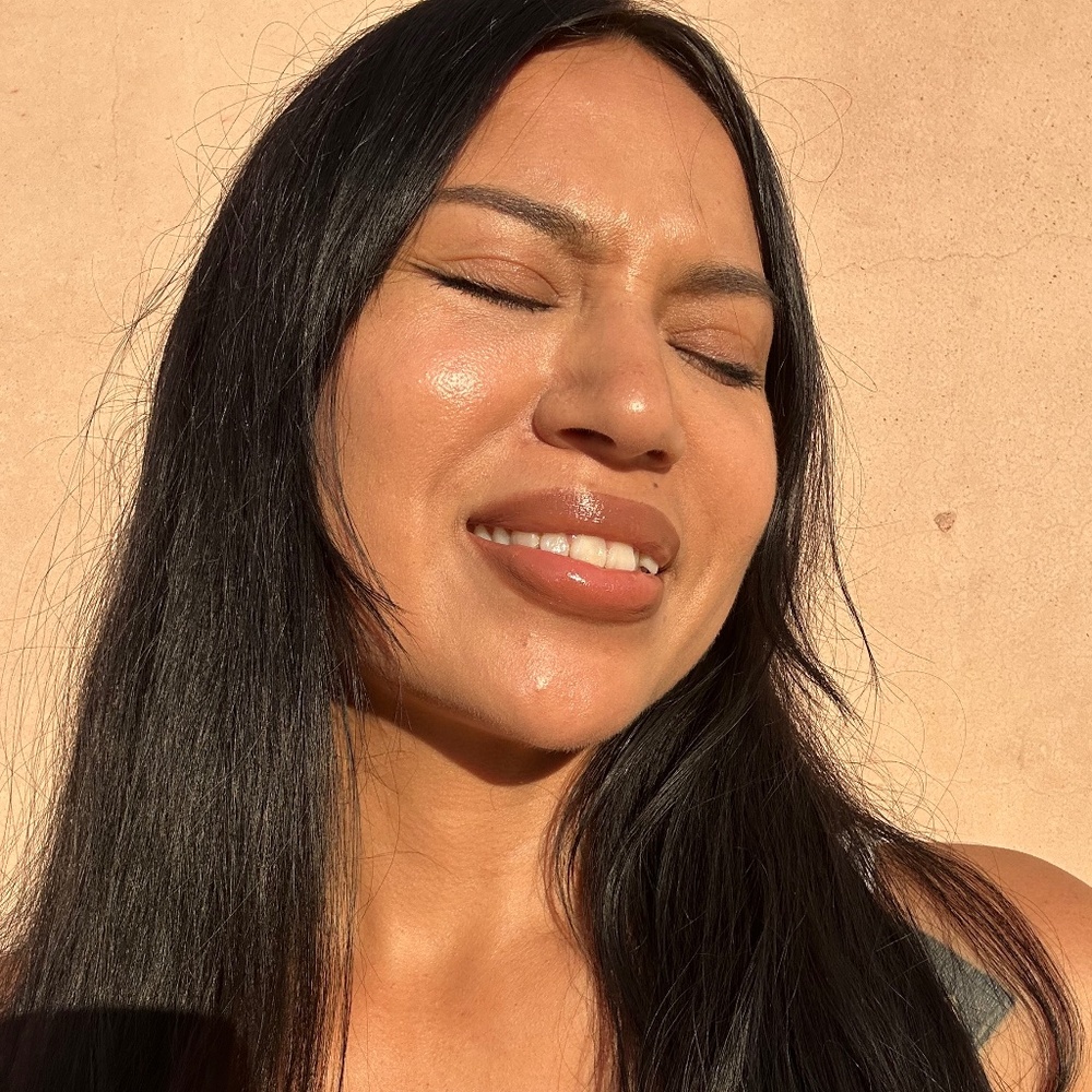 Meet your Posher, Iris